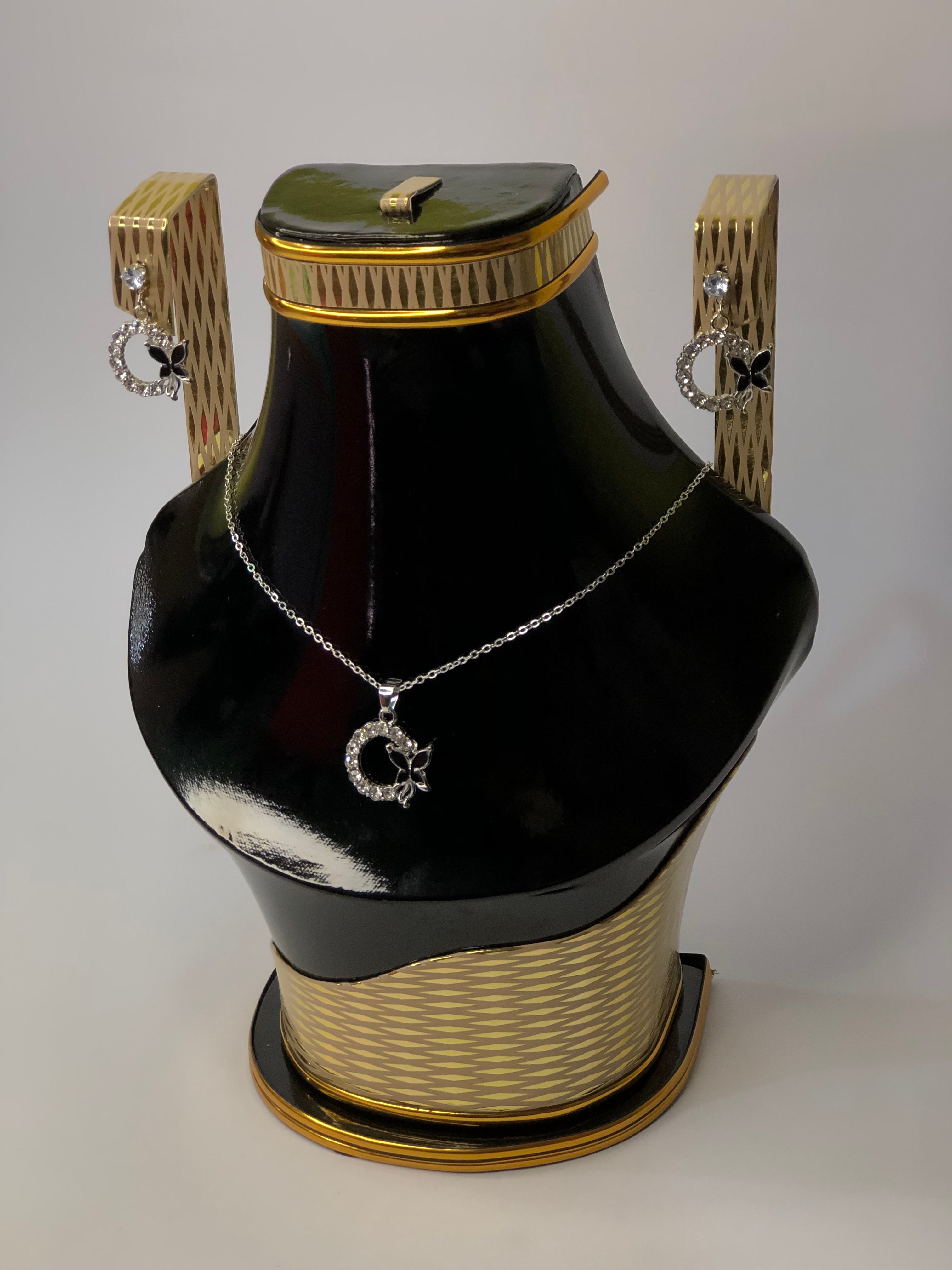 Butterfly Pendant & Tops Set | Simple and Clean Look