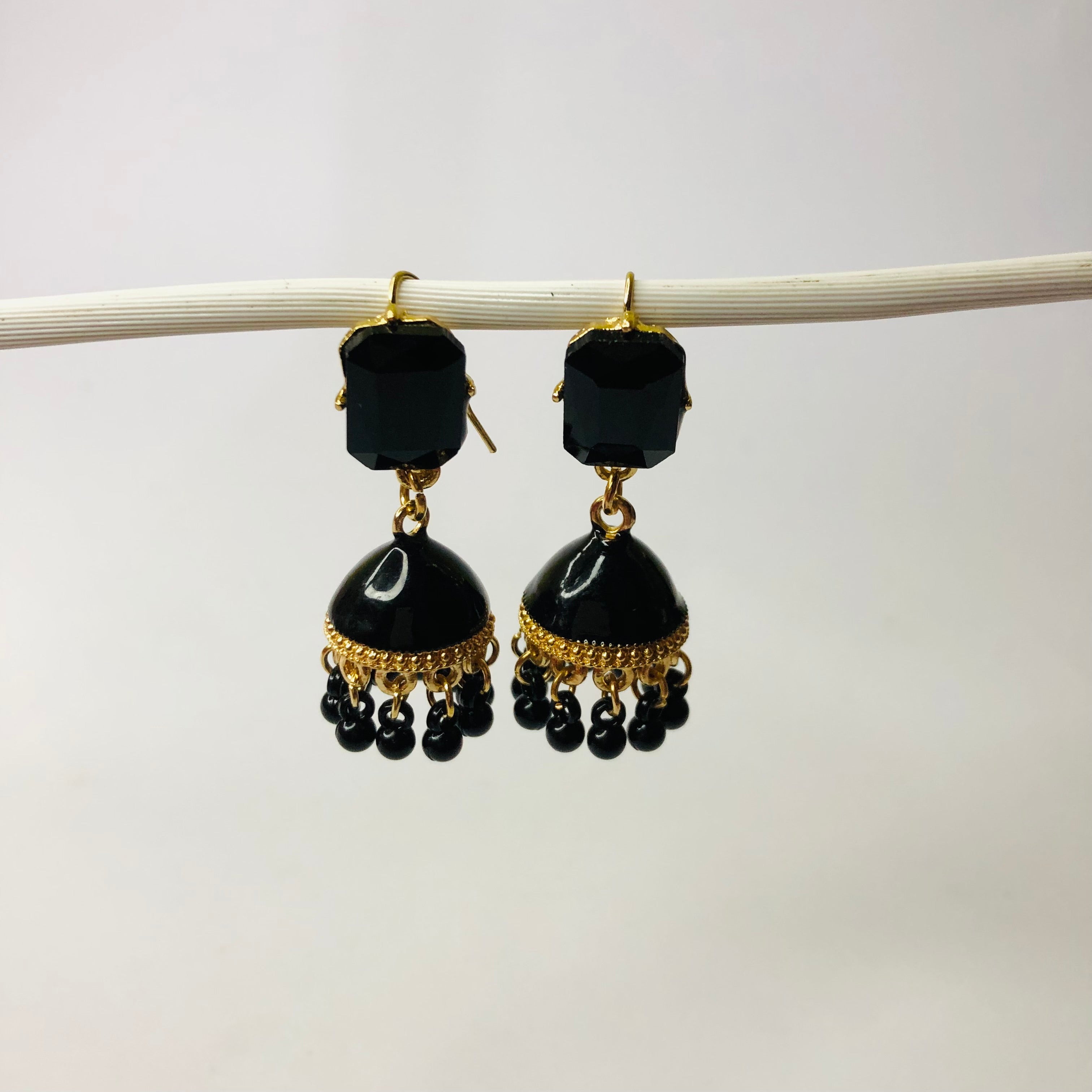 Mini Cute Jhumka Set | Simple and Clean Look